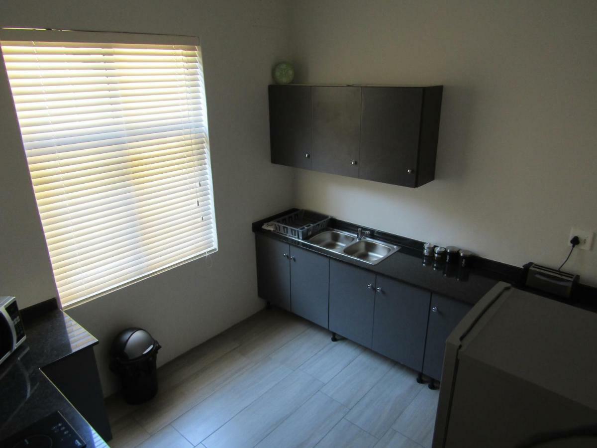 Harcourt Lodge Durban Bagian luar foto